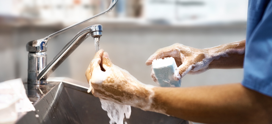reinigen en desinfecteren van handen en huid